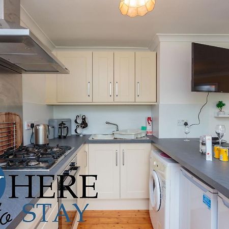 Lovely Apartment By The Hillwood Park-Free Parking Édimbourg Extérieur photo